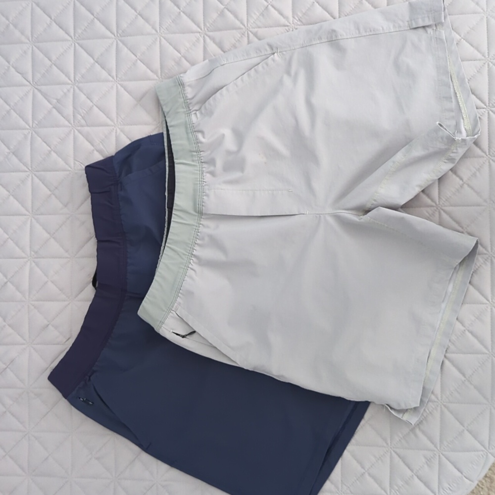 2 public rec flex workout shorts